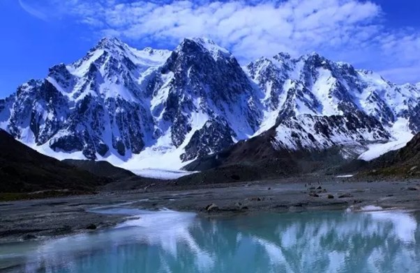 新疆旅游—世界自然遗产魅力 | 探寻新疆天山独特自然美之博格达