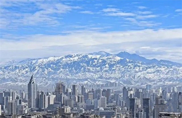 新疆旅游—喜迅！京新高速年底将全线开通：北京五环可直通新疆戈壁！