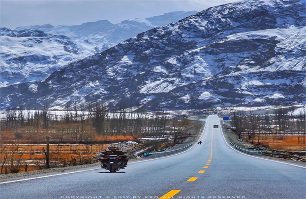 新疆旅游—中国公路真正的No.1，最美边境走廊，每个老司机都想走一回