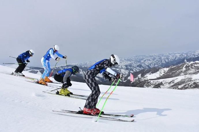 新疆冬季滑雪之旅-禾木吉克普林滑雪你来过吗？
