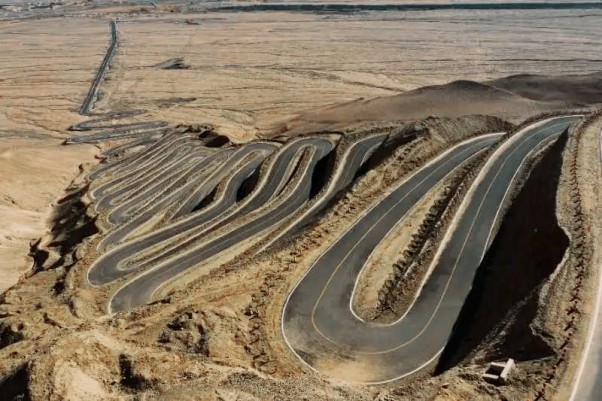 瓦恰公路_副本.jpg